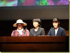 京都府立桂高等学校 京の伝統野菜を守る研究班の生嶋 桃果さん 他2名の皆さん 