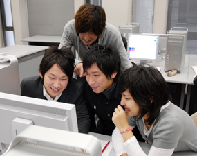 総合情報学部