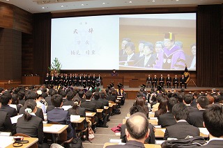 平成25年度関西大学学位記授与式