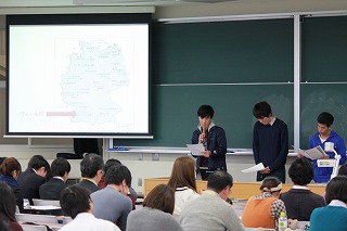 法学部政治学系ゼミ研究報告会