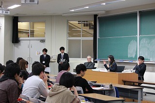 法学部政治学系ゼミ研究報告会