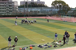 千里山キャンパスの学生たち