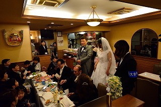 関目商店街での結婚式をプロデュース