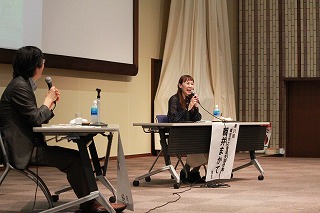 朝井まかて氏講演会