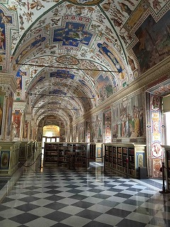 バチカン図書館と協定締結