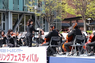 関西大学スプリングフェスティバル