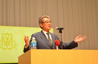 総合情報学部が創設25周年記念式典