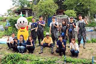 吹田くわい植え付けボランティア