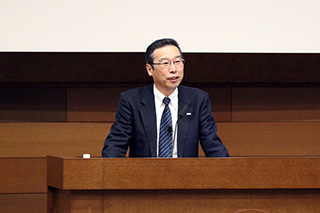商学部が広浦康勝客員教授の講演会を開催