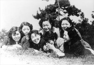 女子学生の移り変わり