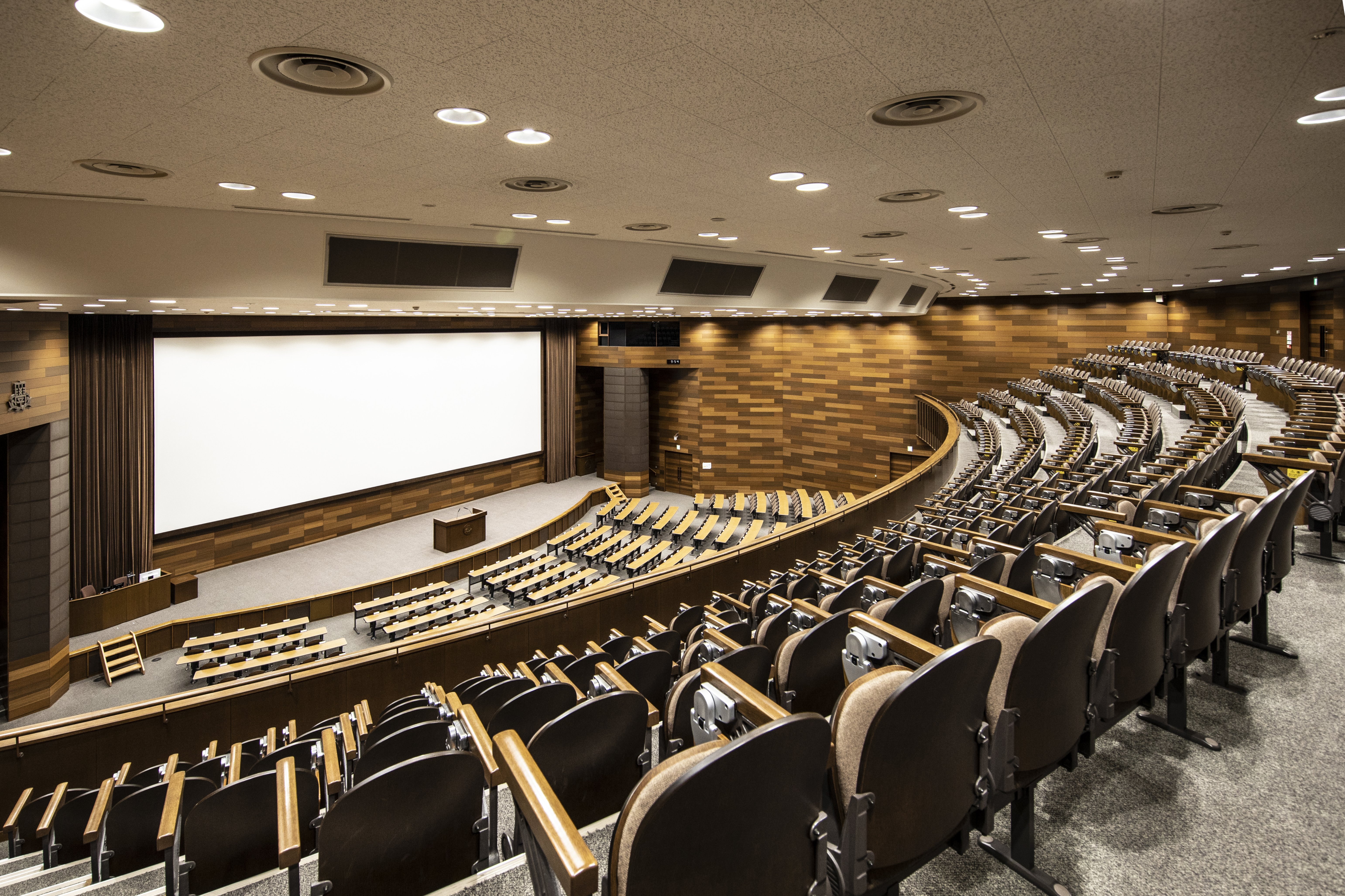 2018_第2学舎BIGホール100 (3).jpg