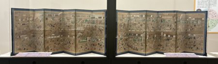 展示中の図屏風_3812a.jpg