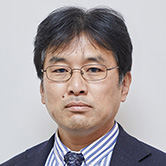 写真:白石 真澄 教授