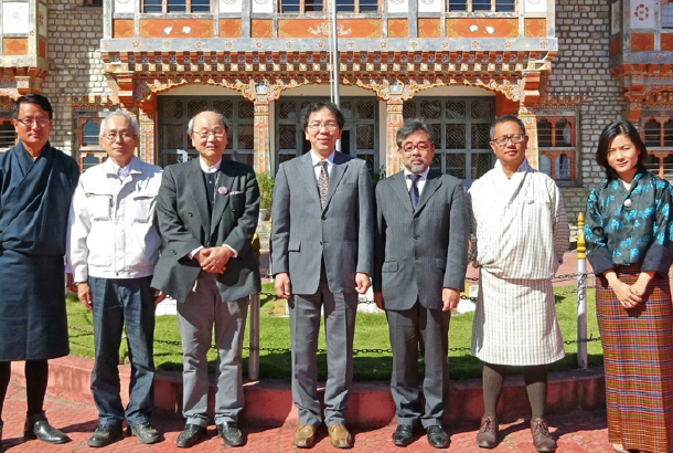 Delegation from Kansai University visit Jigme Namgyel Engineering College (JNEC) in Bhutan.