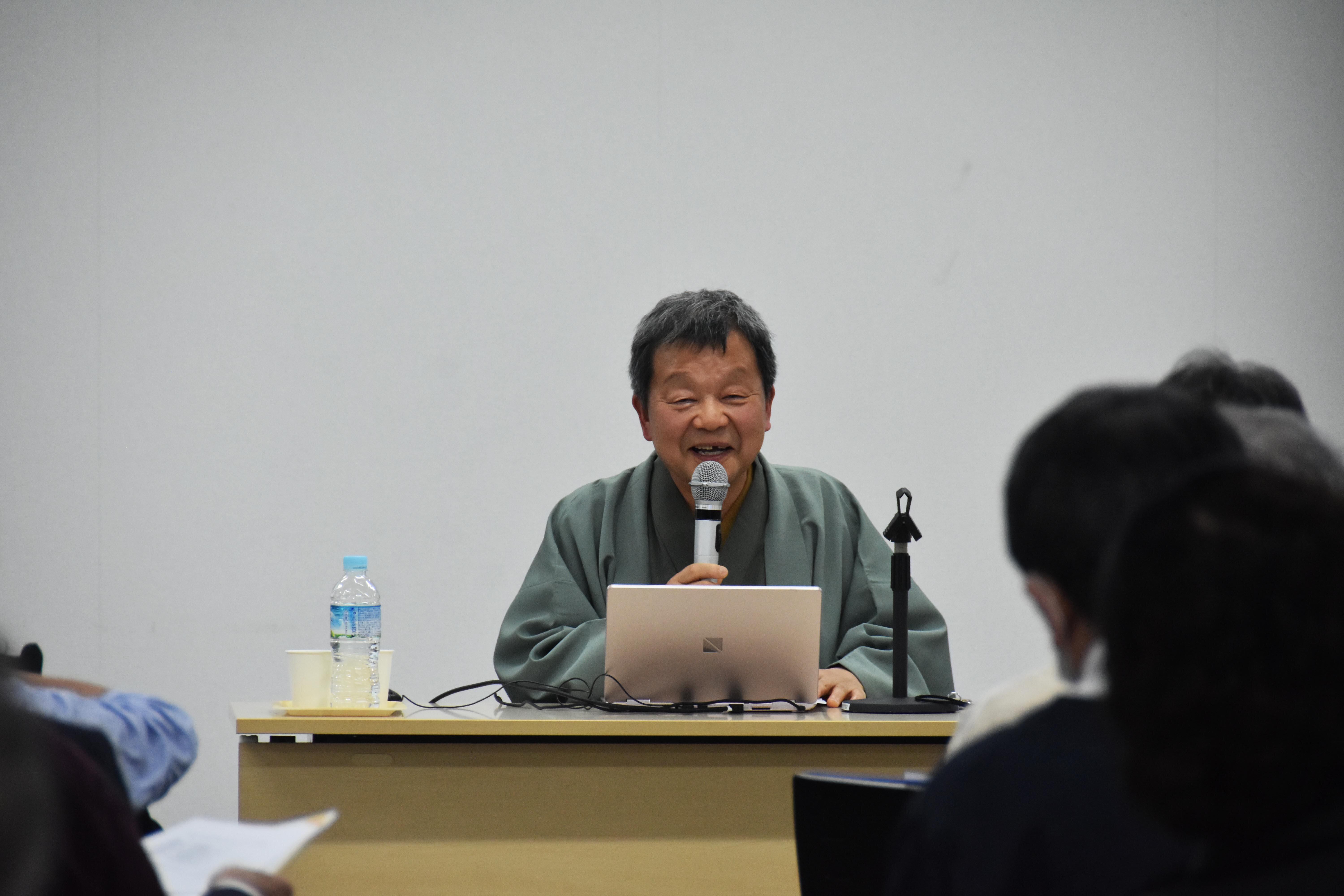 講演会2.jpg