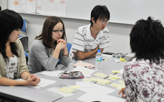 写真：授業支援ステューデントアシスタント（SA）とは？