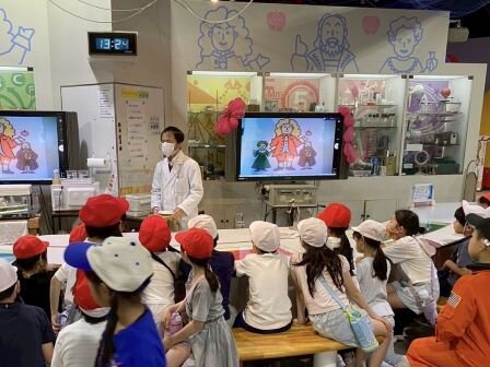 科学館②サイエンスショー.jpg