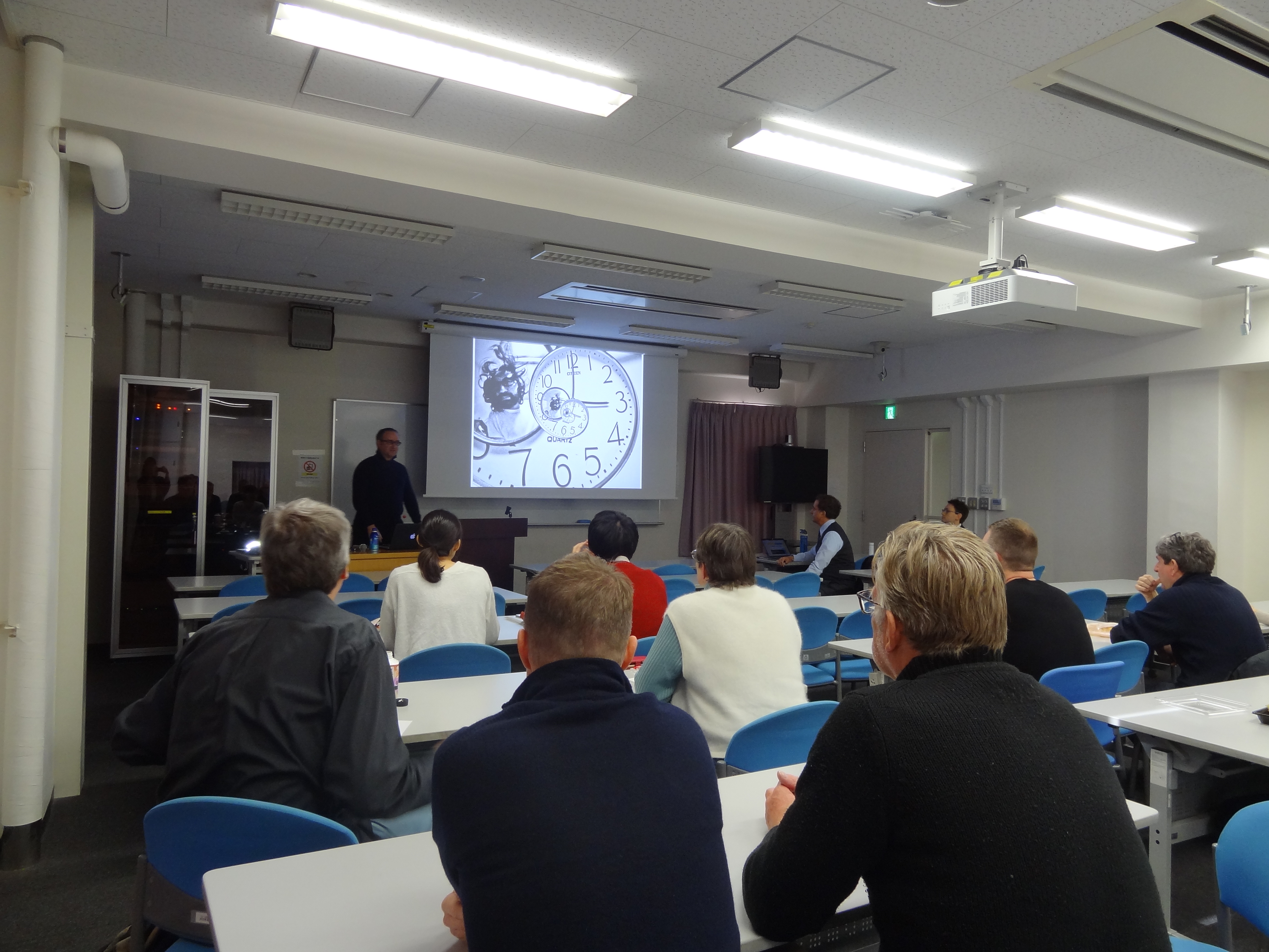 関西国際大学 グラコン ✈︎ 第18回KIX国際交流ドラゴンボート大会に 関西航空少年団も