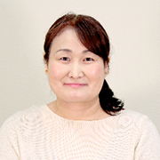 Lecturer: Tomomi Sueyoshi