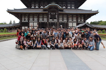 Everyone on the trip (Pictured in front of Todaiji)