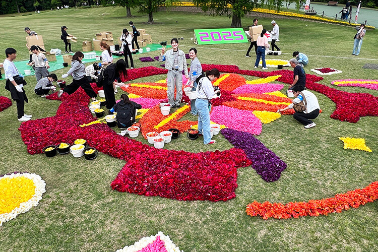 「Osaka Flower Carpet 2024」に本学学生が参加