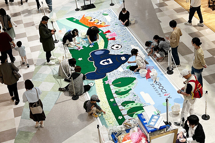 「Osaka Flower Carpet 2024」に本学学生が参加