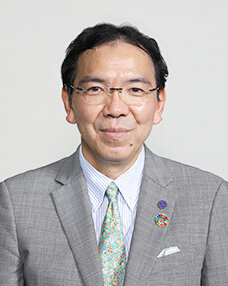 前田裕学長