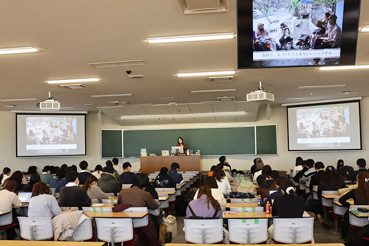 外国語学部学術講演会