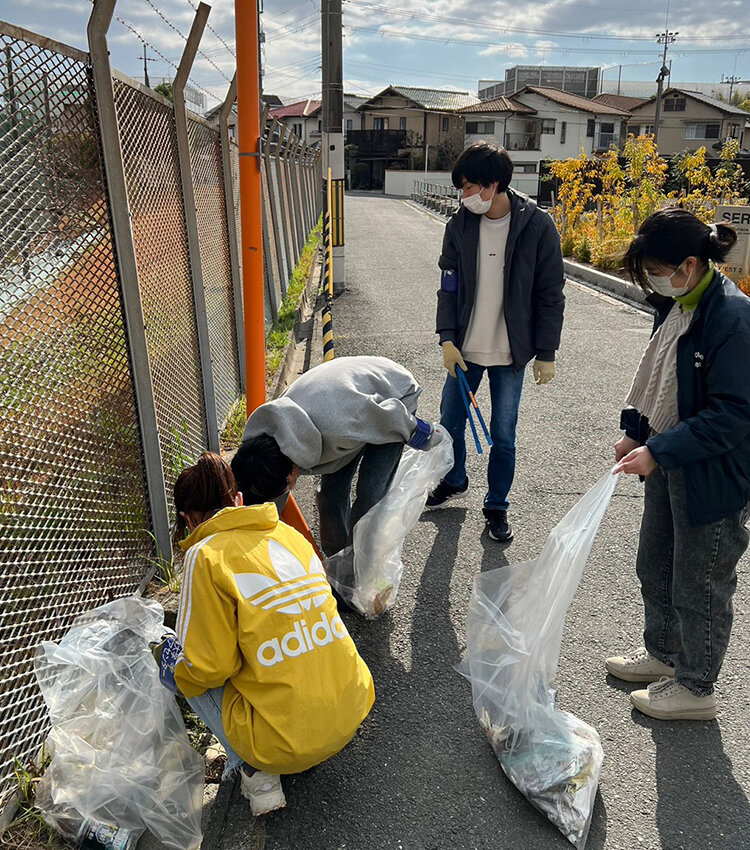 関西大学×法政大学スポーツゴミ拾い