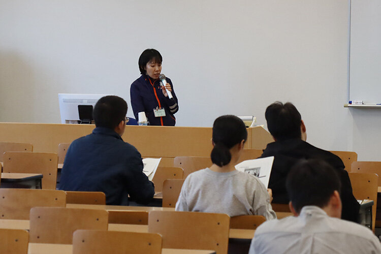 啓発講演会「吹田警察署長に学ぶ！大学生活に潜むトラブルの最前線！」を開催