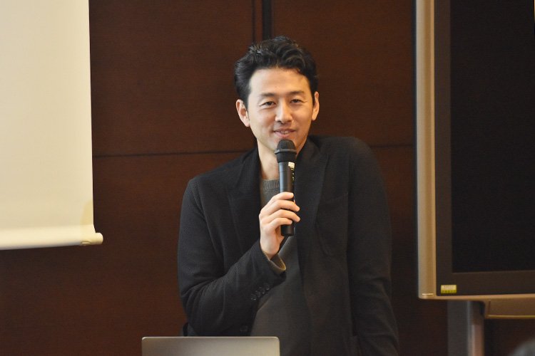 ビジネスデータサイエンス学部で客員教授講演会を開催