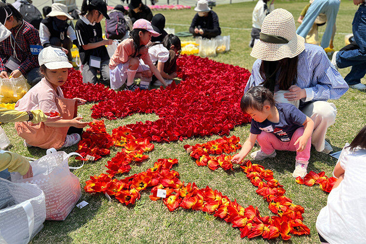 OsakaFlowerCarpet2025に本学学生が参加