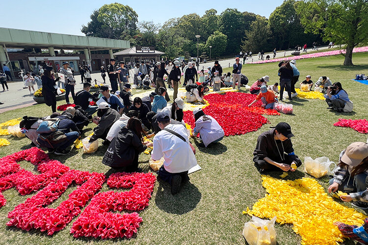 OsakaFlowerCarpet2025に本学学生が参加