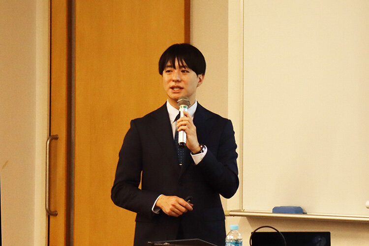 E研究部門発表会を開催
