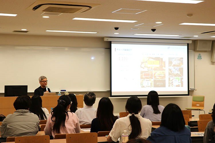 プレジデントトークセミナー「成功する経営者の哲学～たかが飲食店、されど人を動かす～」を実施