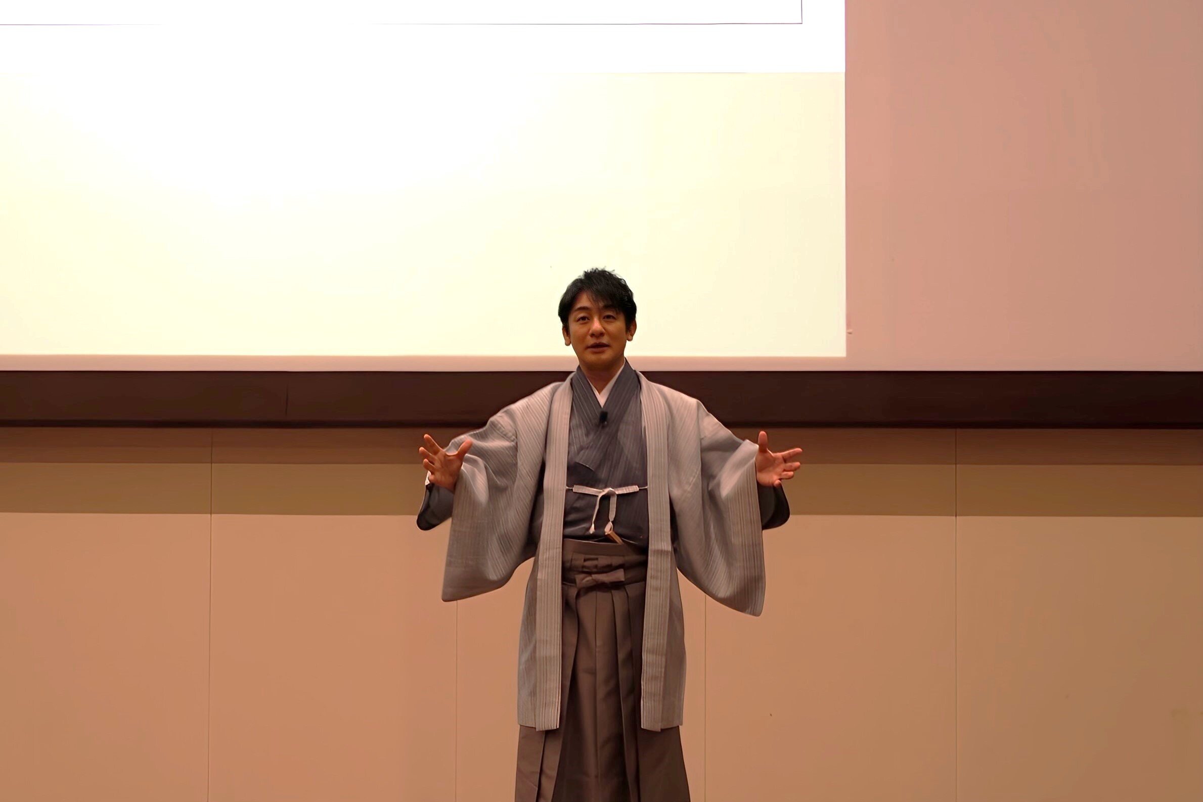 片岡愛之助客員教授講演会を開催