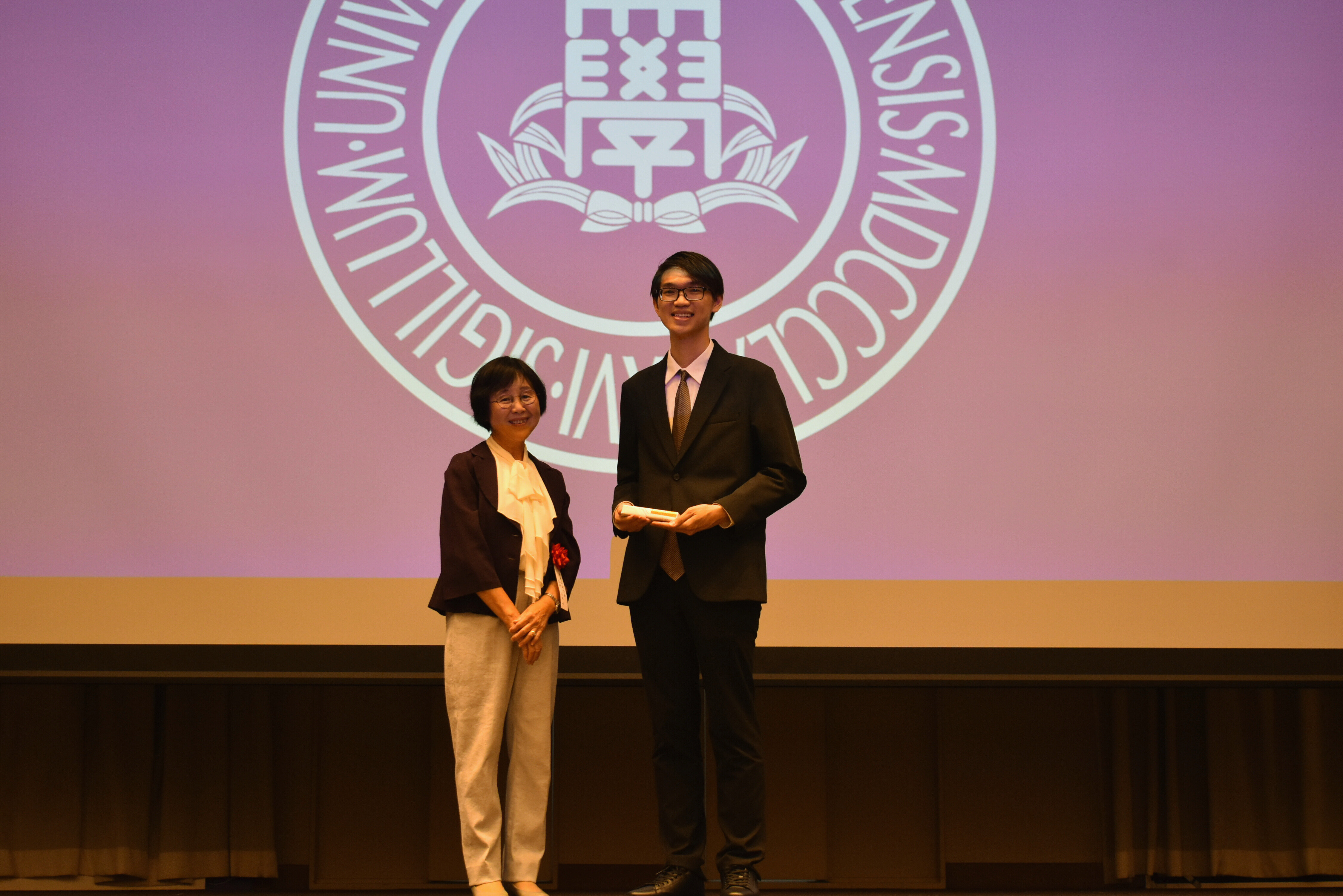 交換受入留学生修了式および歓迎会を開催