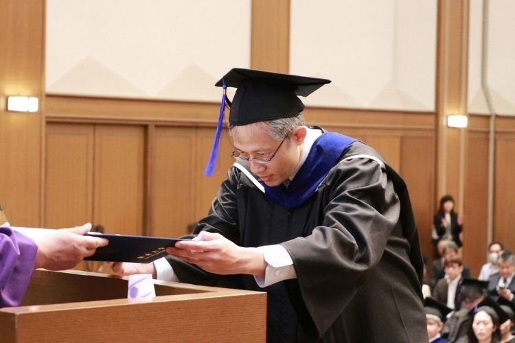 春学期卒業式および学位記授与式