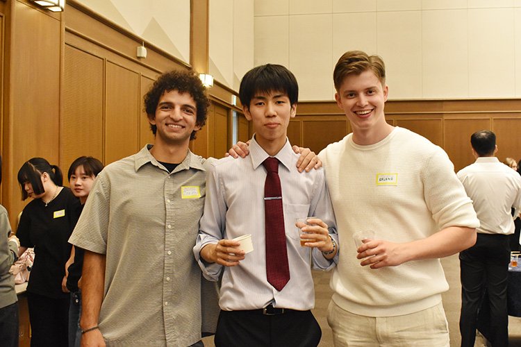 交換受入留学生が来日