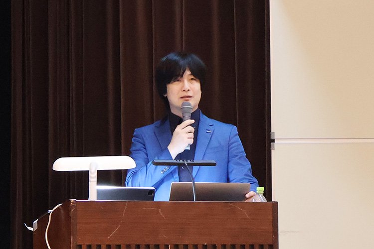 髙谷光信氏による客員教授講演会を開催