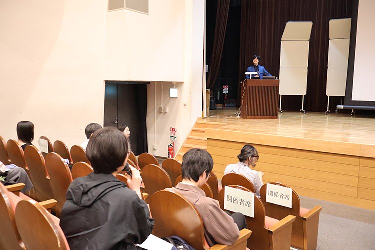 髙谷光信氏による客員教授講演会を開催