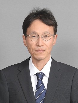 川﨑　英也