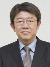 片倉 啓雄