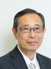 棟安 実治