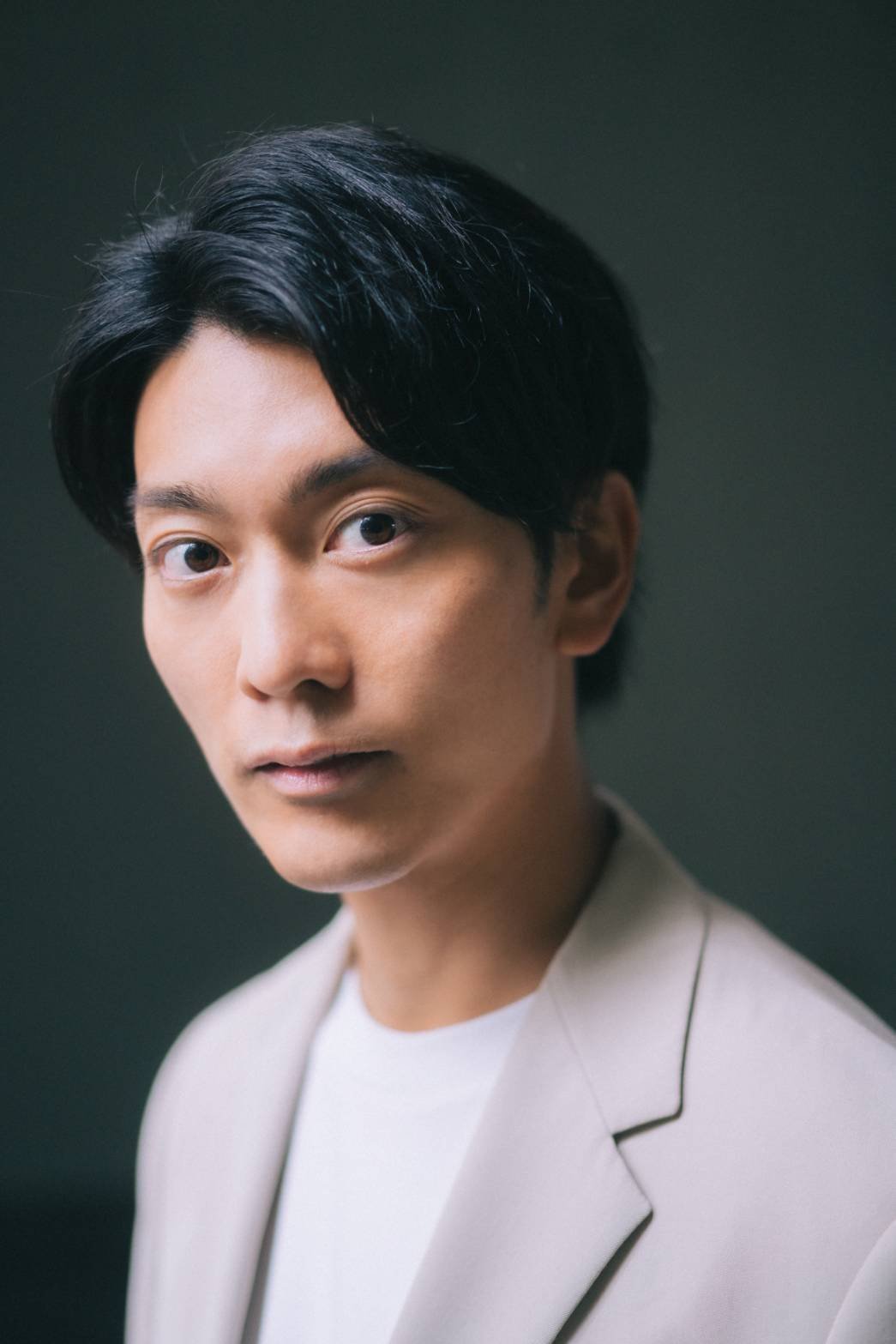 南圭介さん宣材写真.jpg