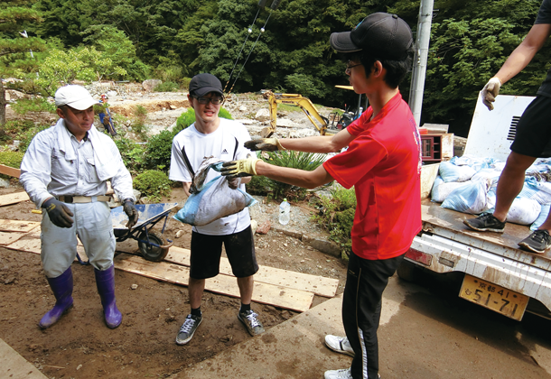 西日本豪雨災害で被害を受けた京丹波でのボランティア活動
