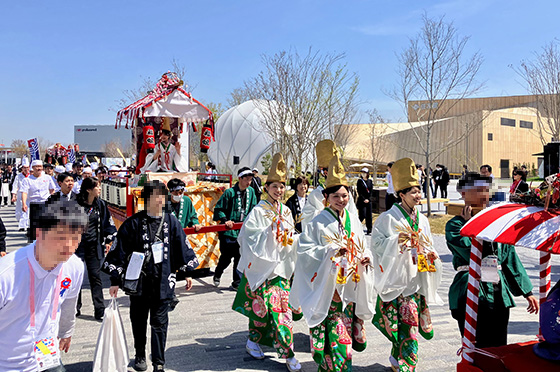 万博宝恵駕行列