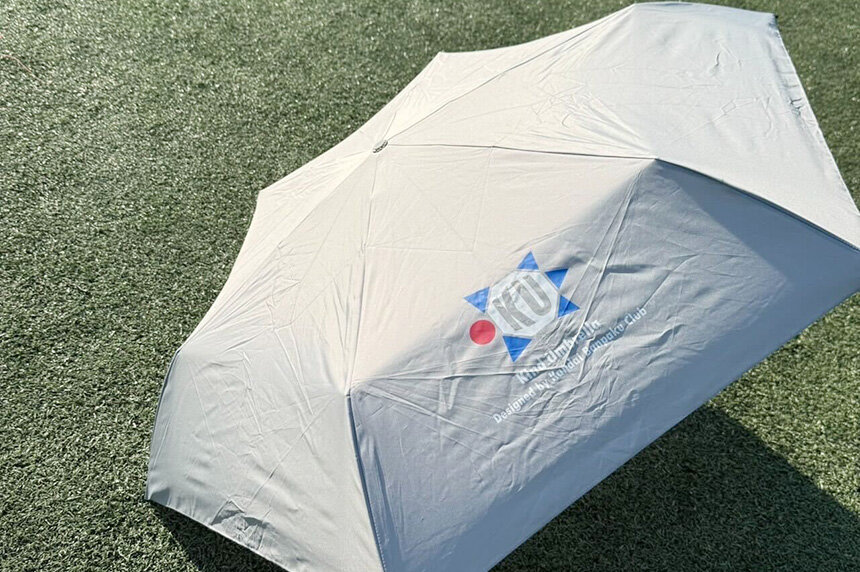 ついに完成！関大万博部考案「晴雨兼用SDGs折り畳み傘『Kind Umbrella