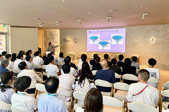 ウーマンズパビリオン