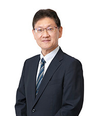Dean of Faculty of Engineering Science, Professor Yoshinobu Kajikawa